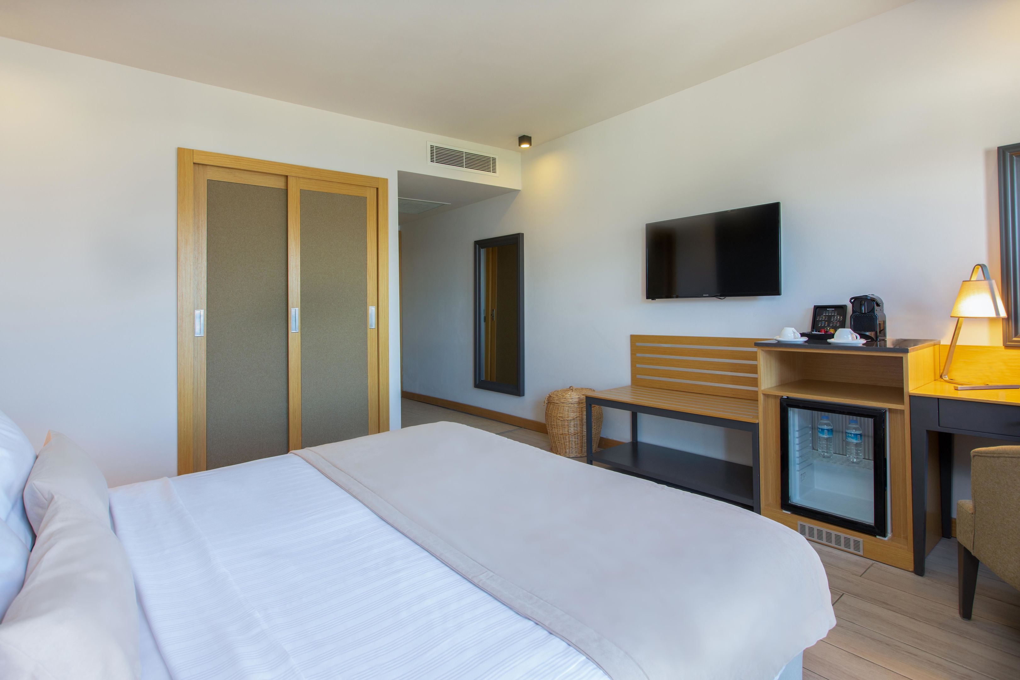 SENSES HOTEL 14+