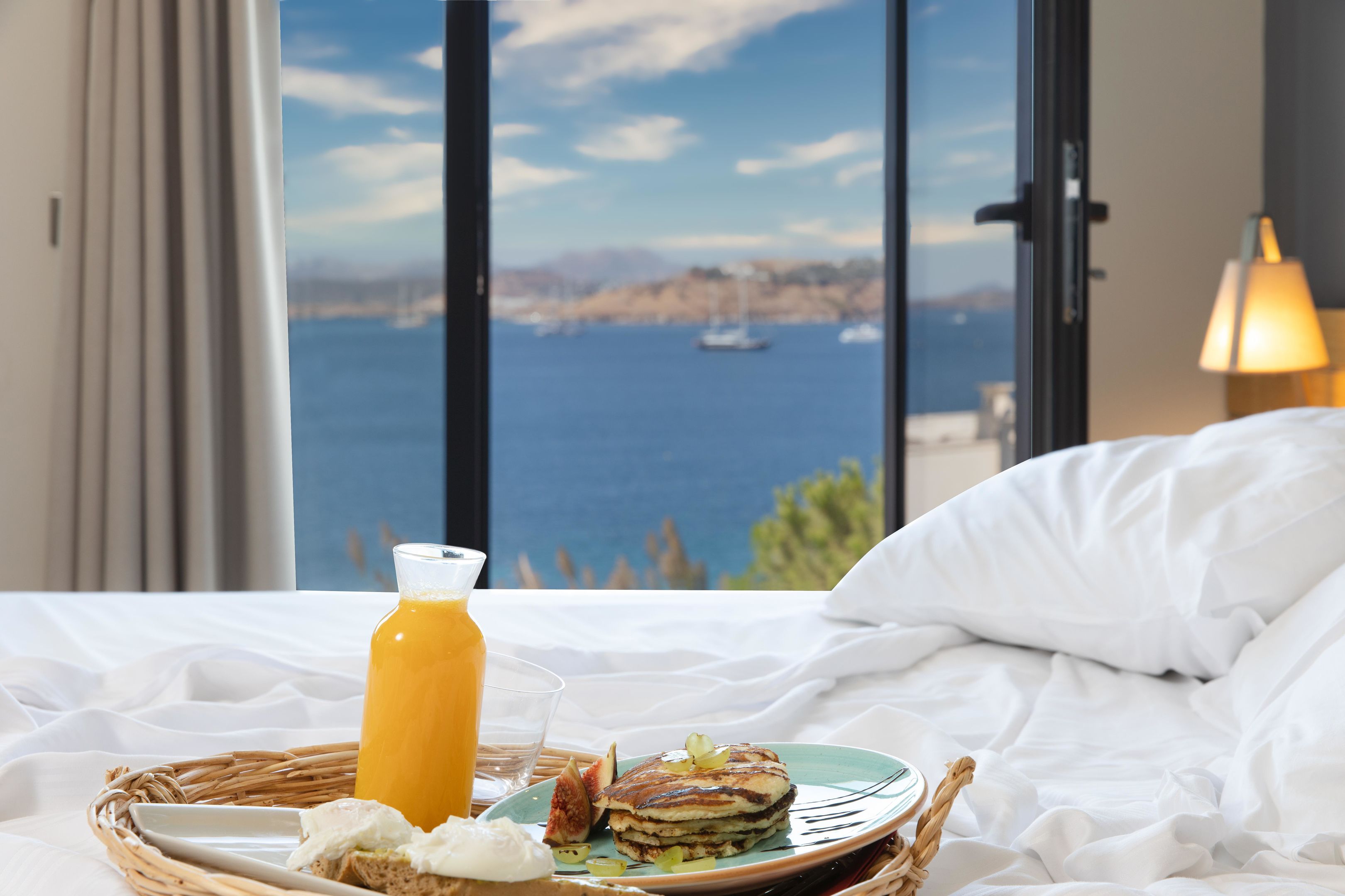SENSES HOTEL 14+
