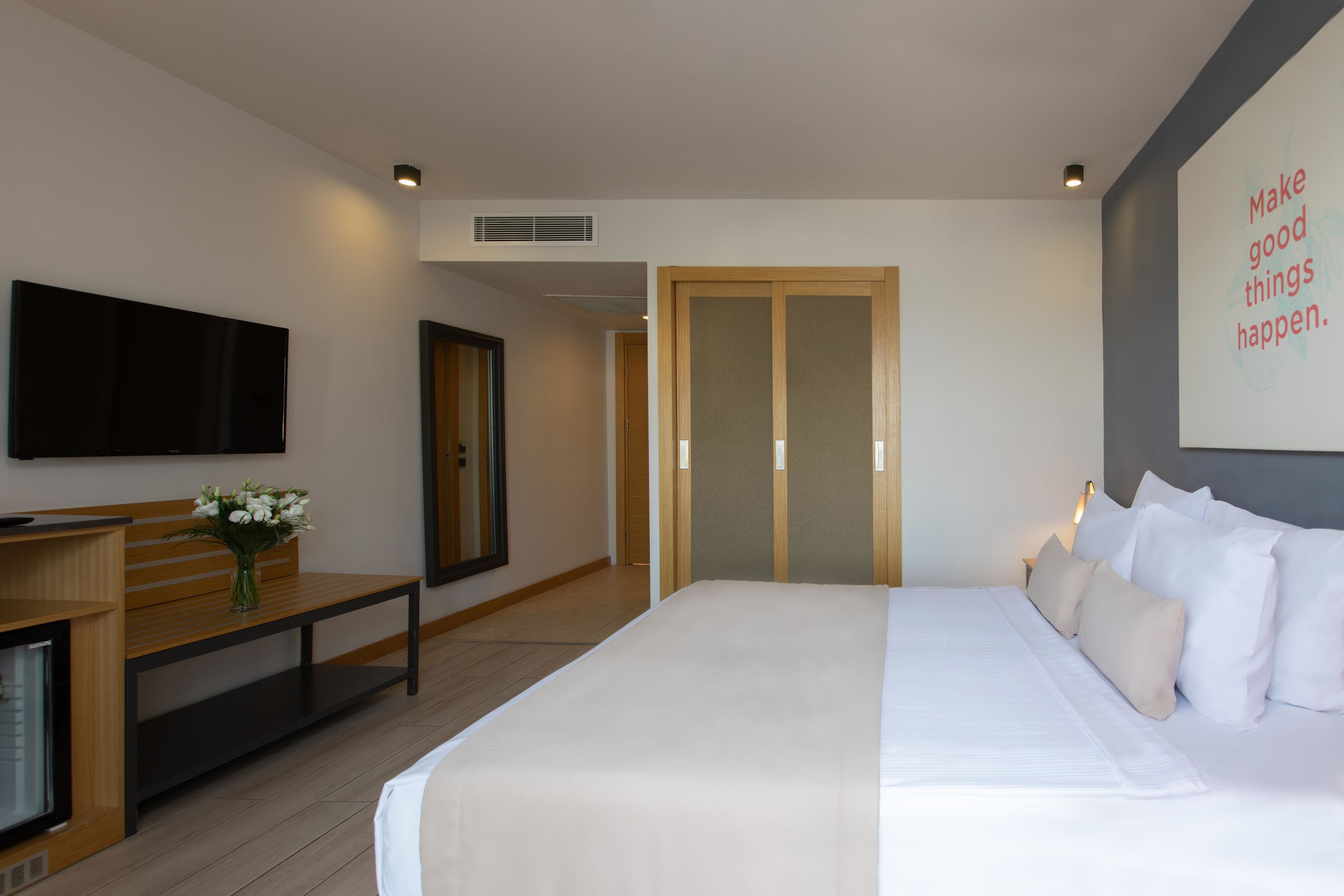 SENSES HOTEL 14+