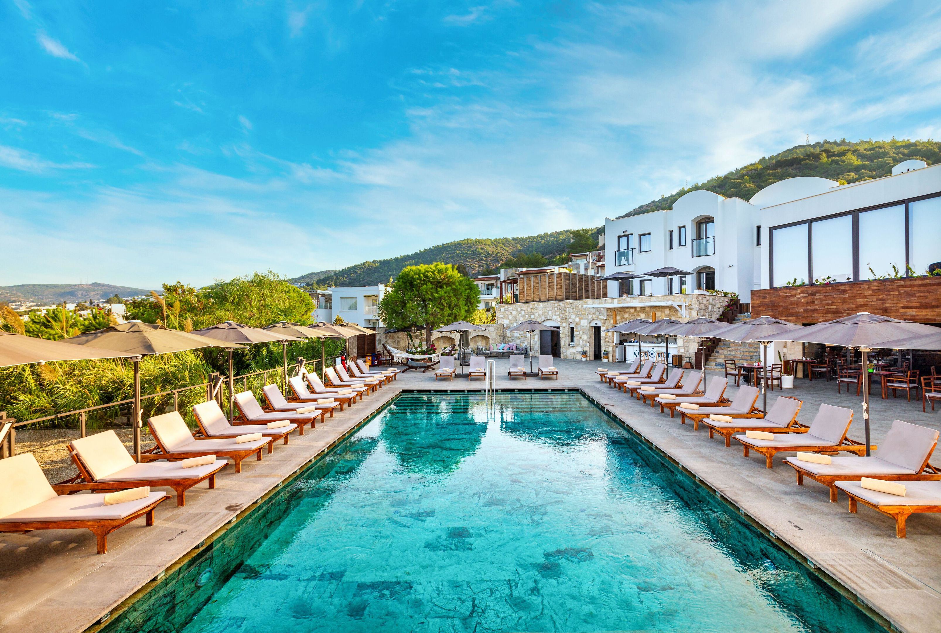 SENSES HOTEL 14+