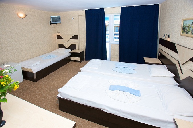 FAMILY HOTEL ELVIRA