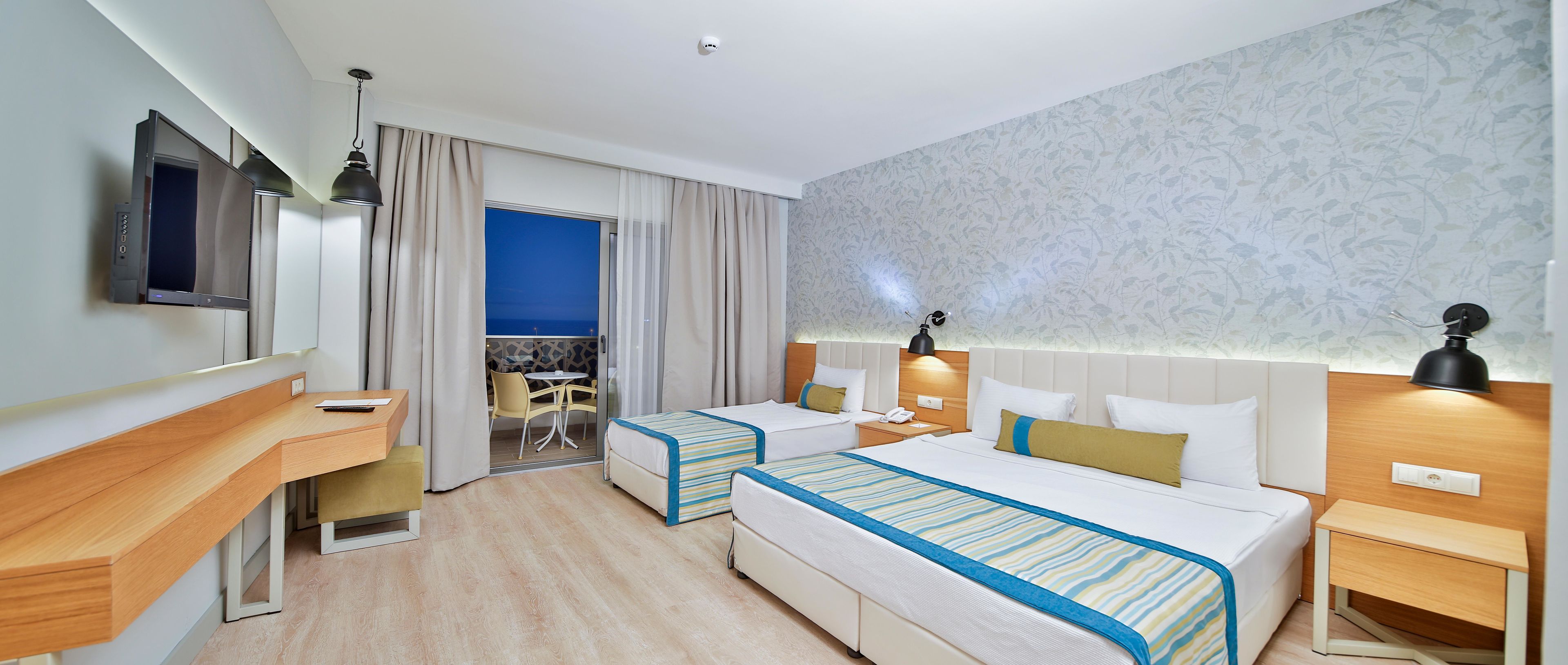 CALIDO MARIS HOTEL