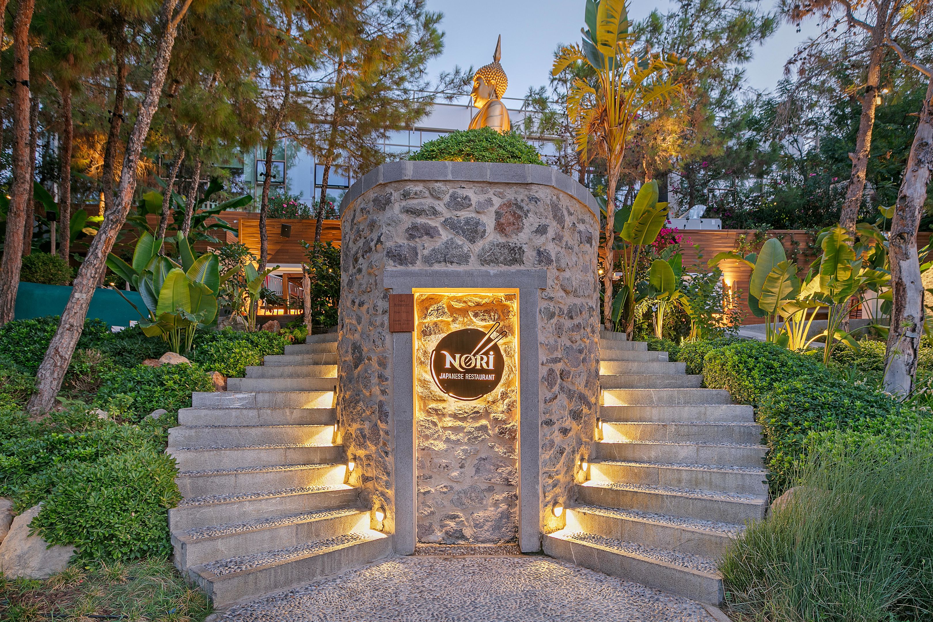 TITANIC LUXURY COLLECTION BODRUM