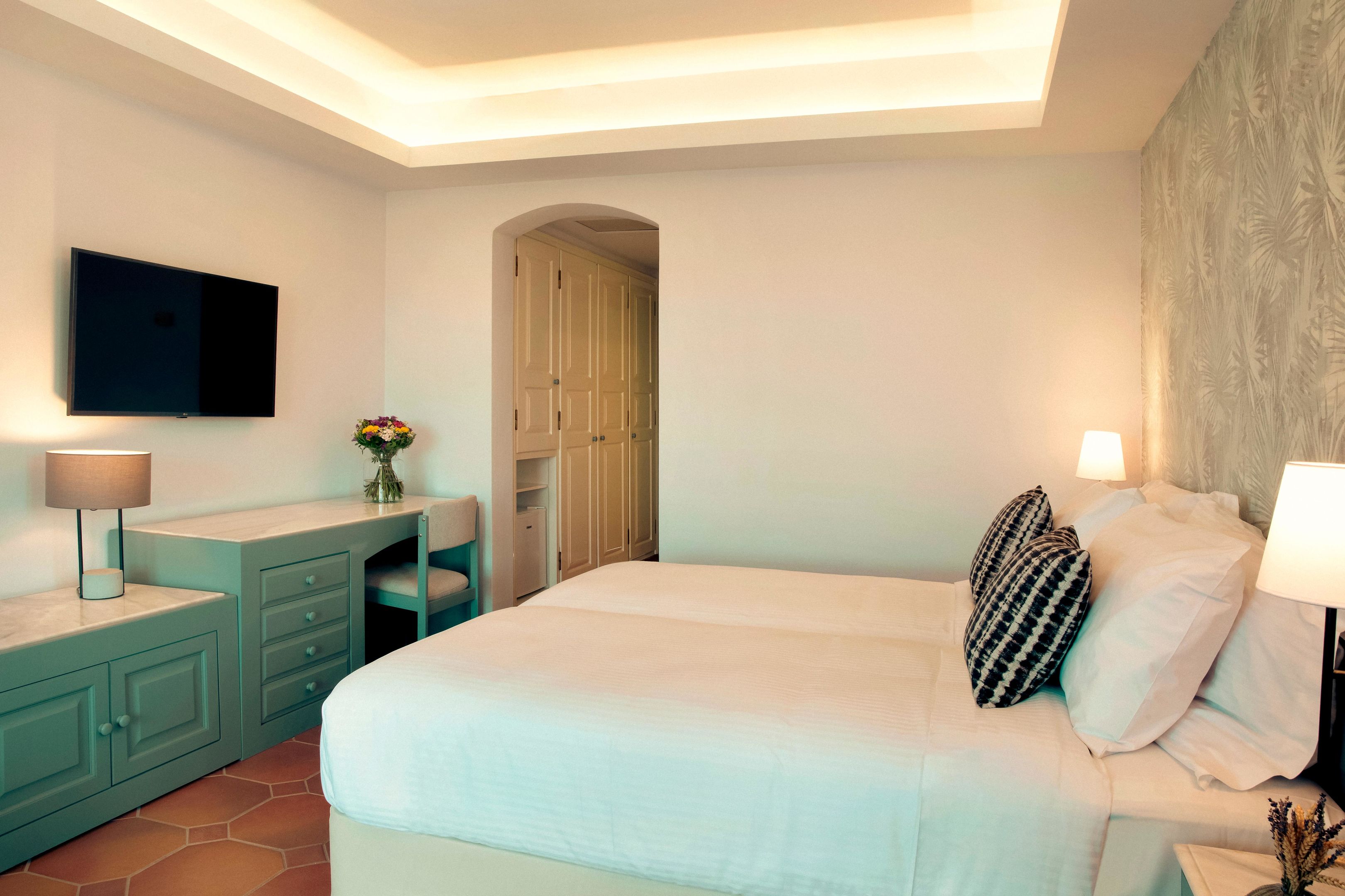 ERETRIA HOTEL - SPA RESORT