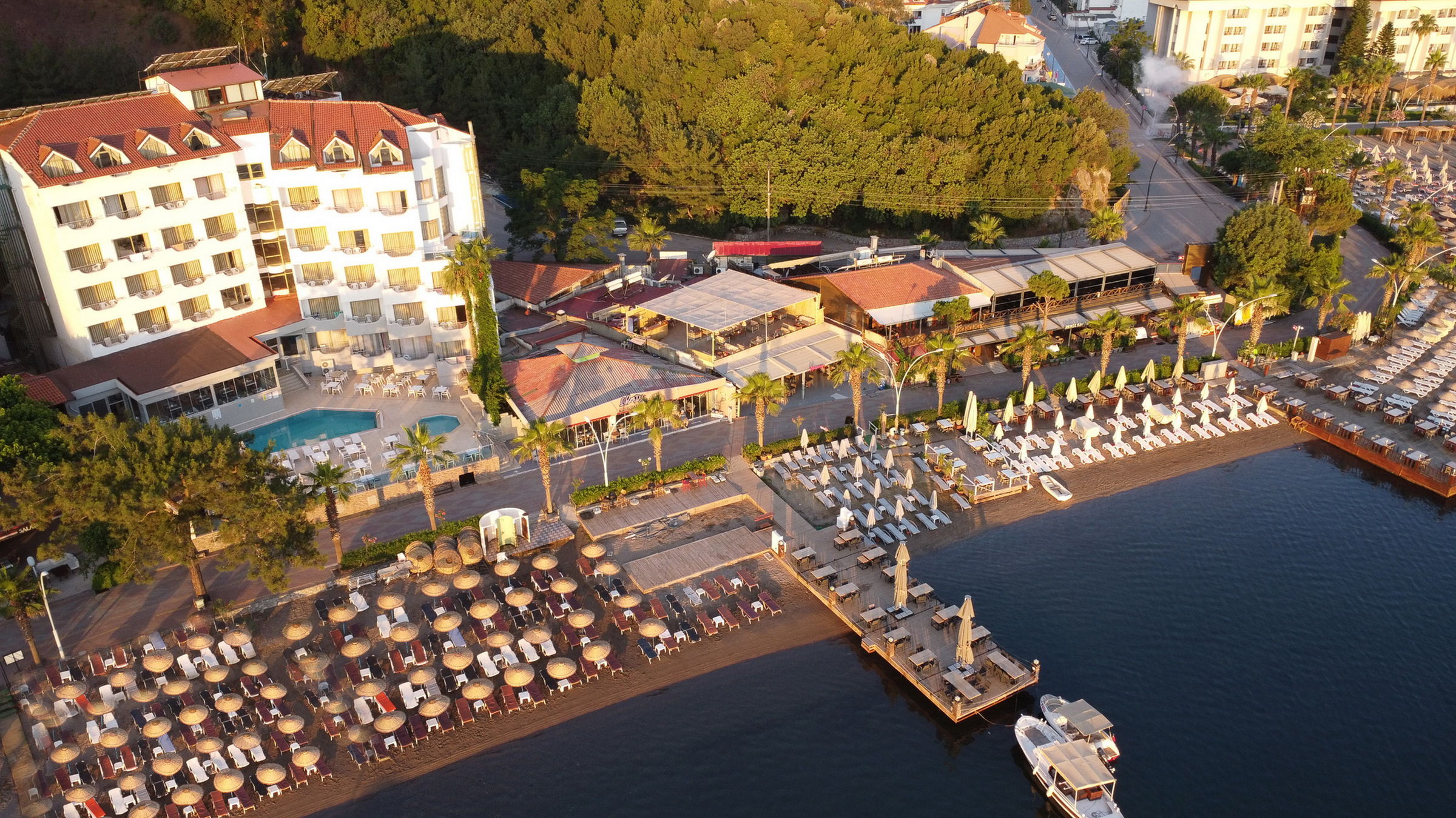 MARBAS SELECT BEACH 14+