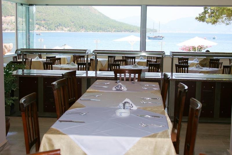 MARBAS SELECT BEACH 14+