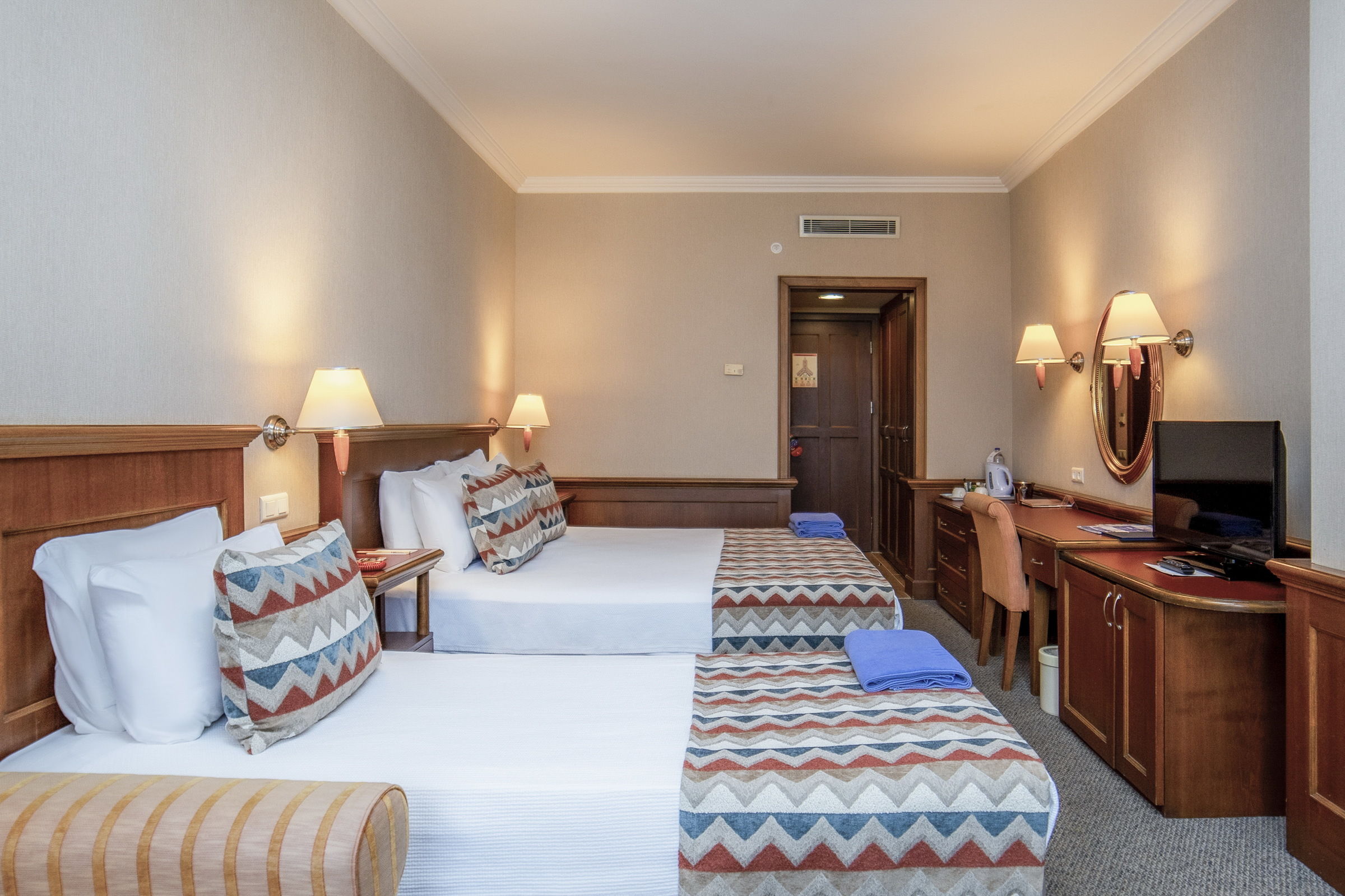 GRAND KAPTAN HOTEL