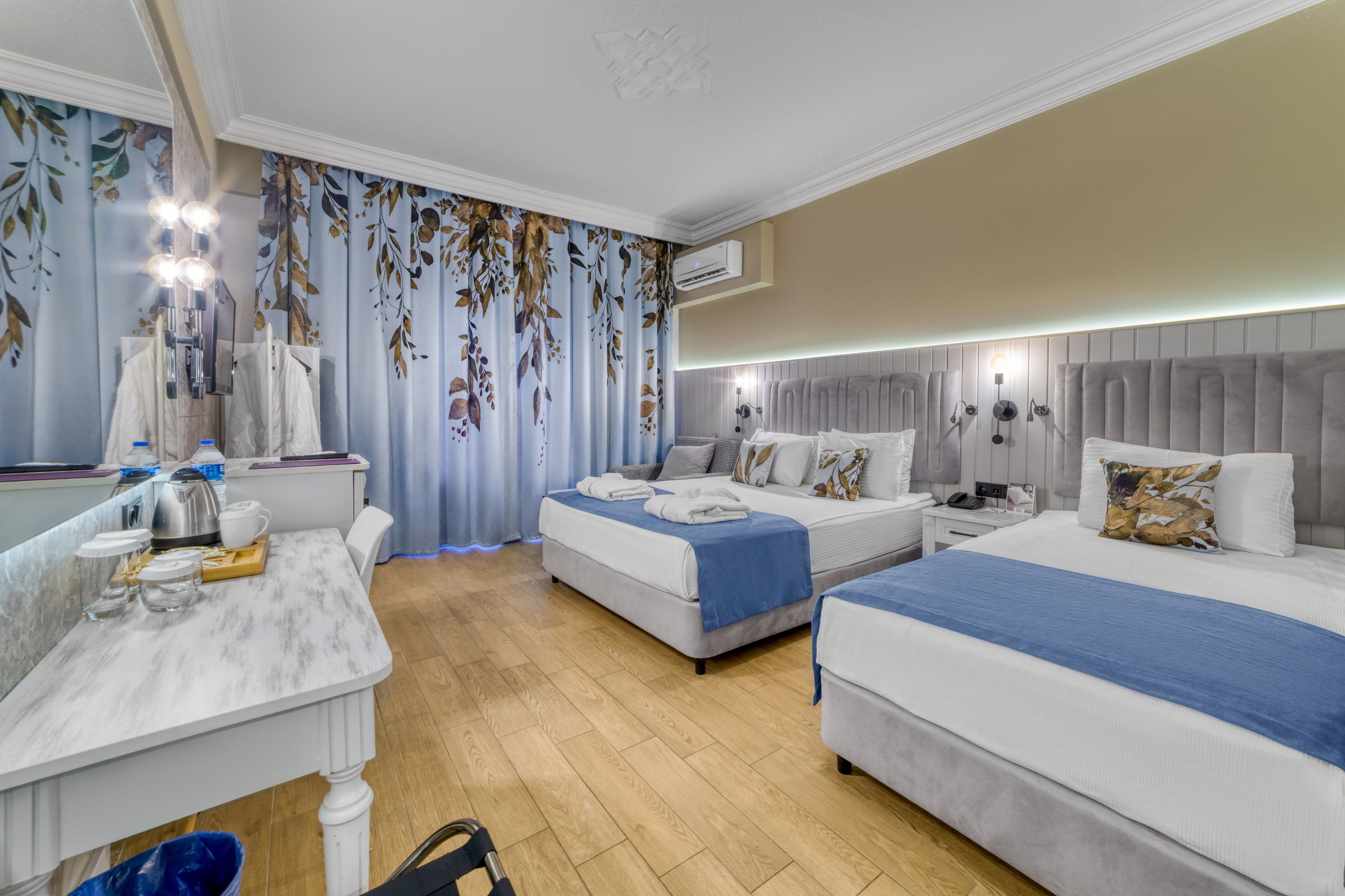 SEVEN SEAS PALMERAS BAY