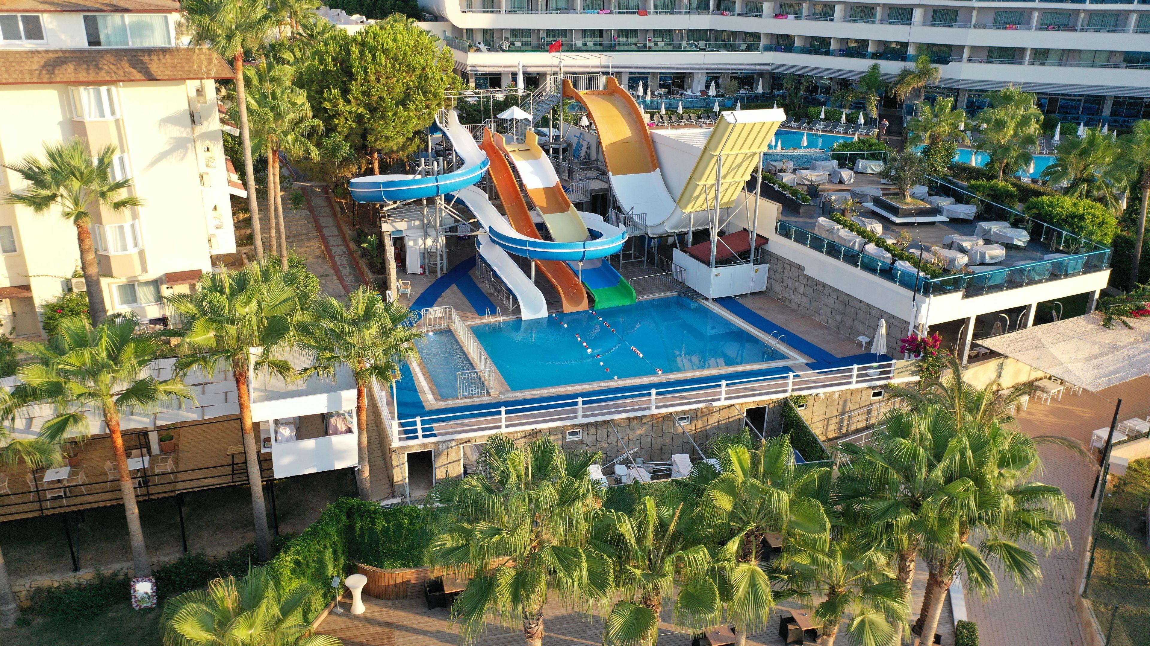 EOS BEACH RESORT (ex.Crystal Land of Paradise)