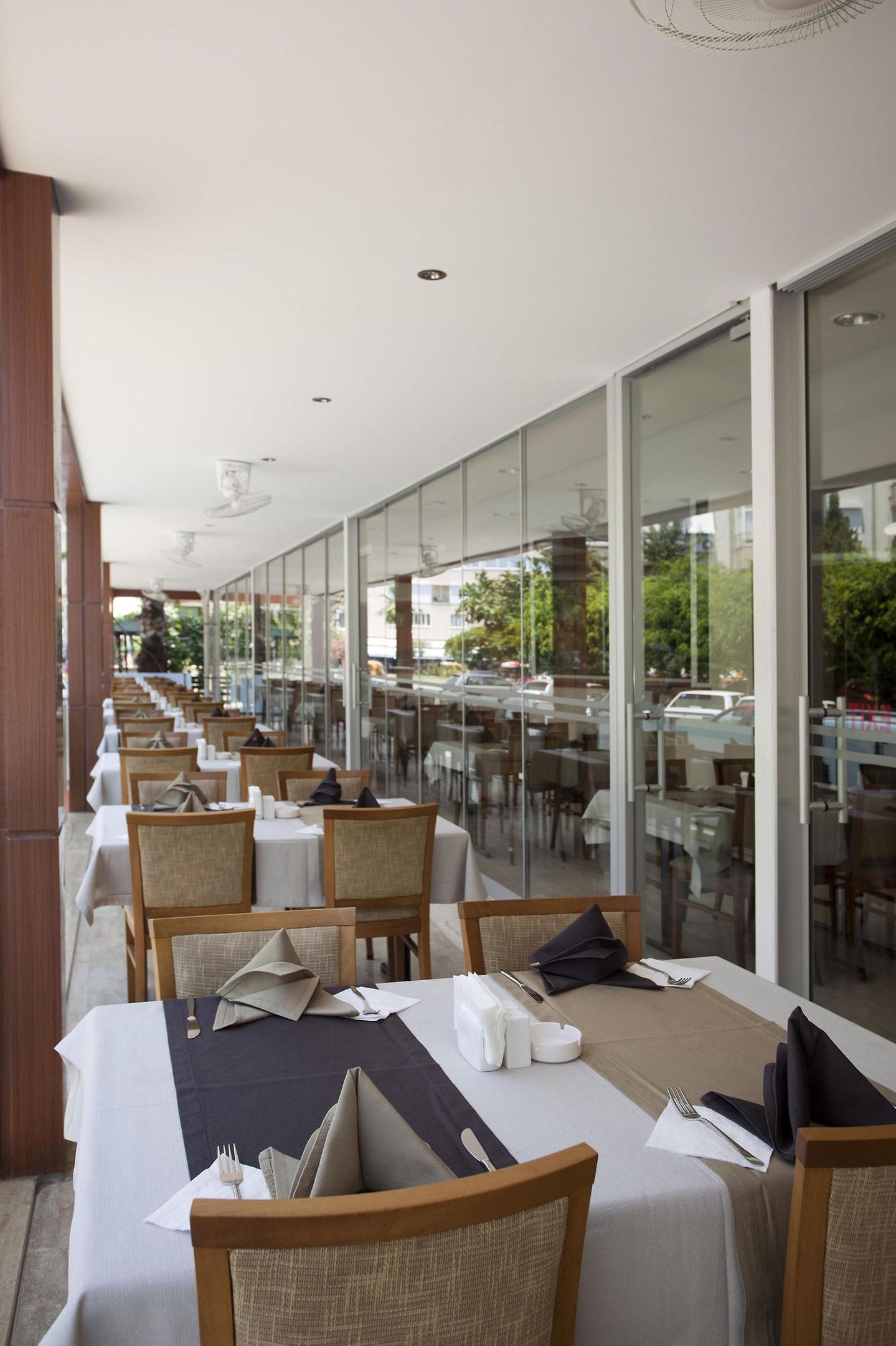 RIVIERA HOTEL