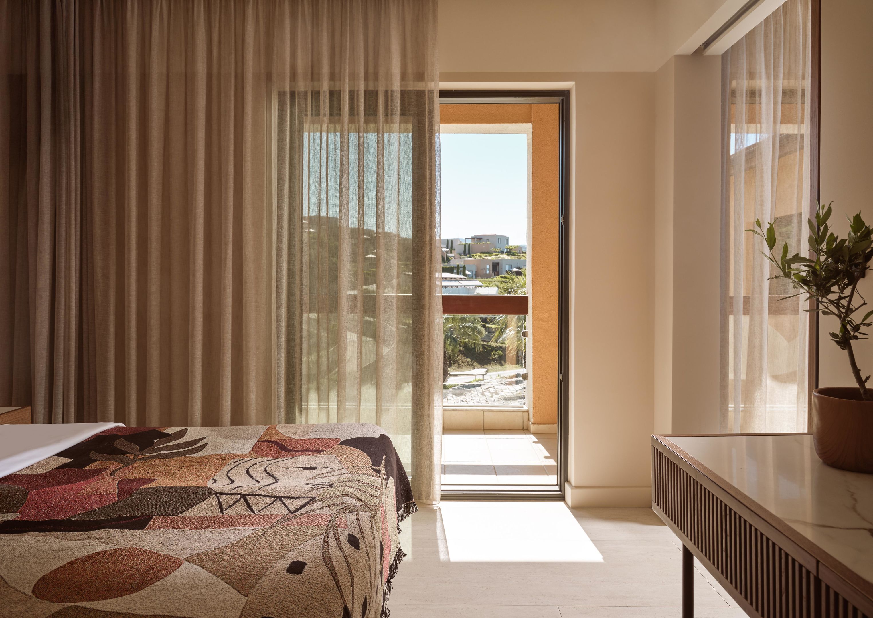 EAGLES PALACE HOTEL
