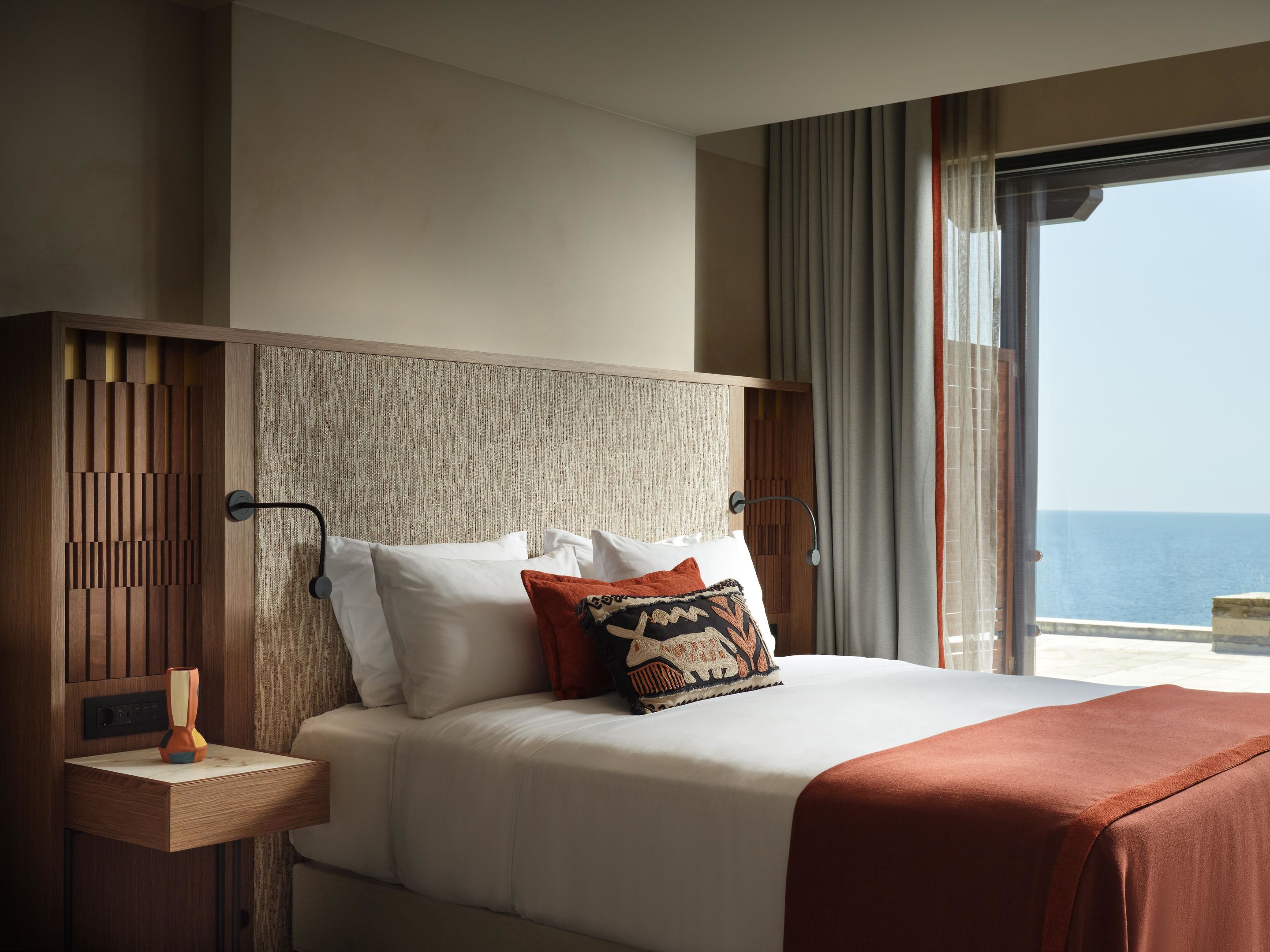 EAGLES PALACE HOTEL