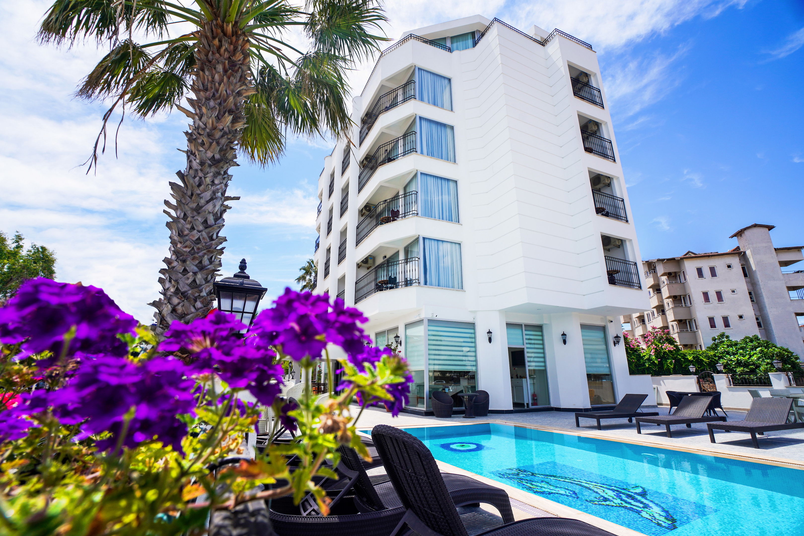 AURASIA SEA SIDE HOTEL