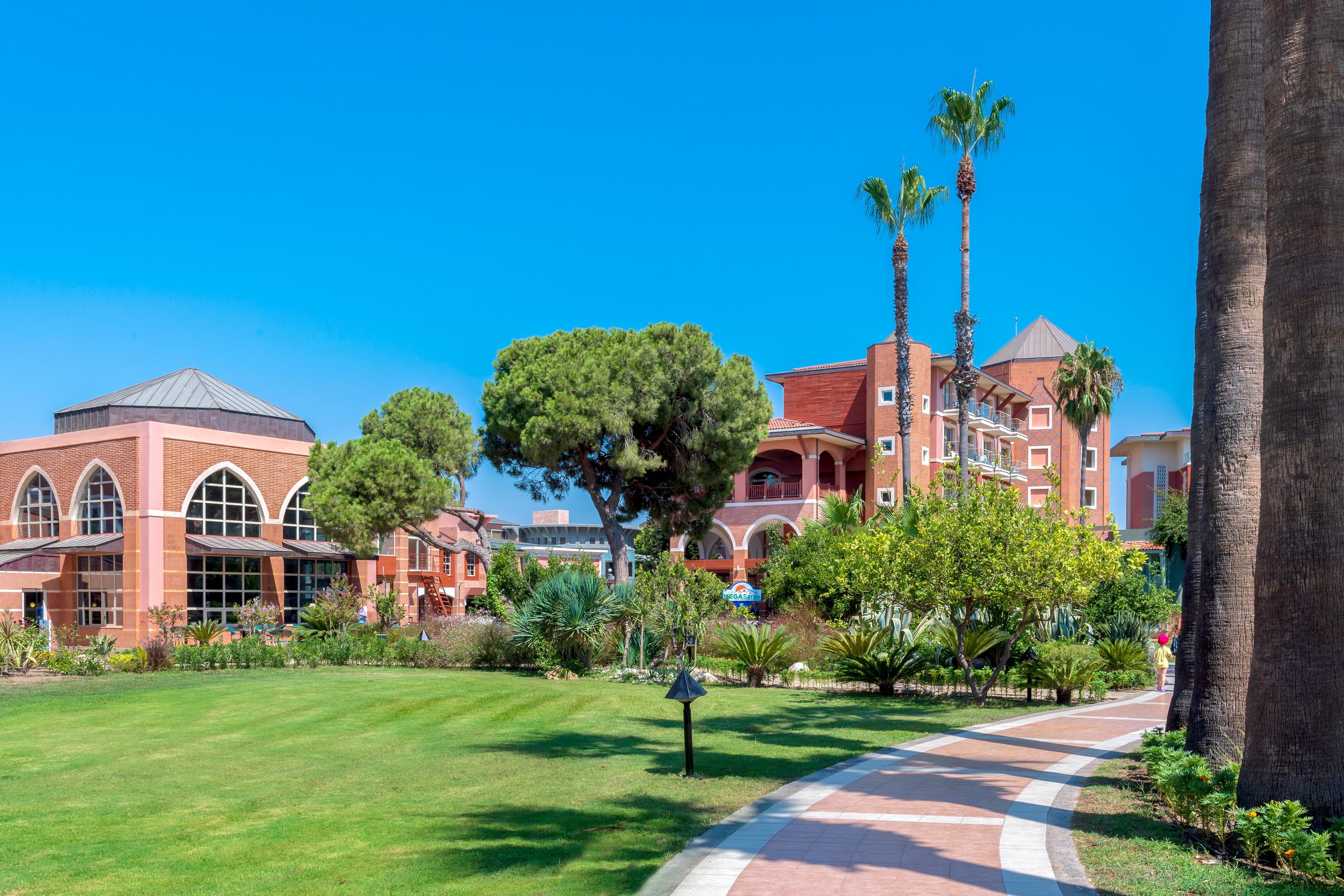 MEGASARAY CLUB BELEK