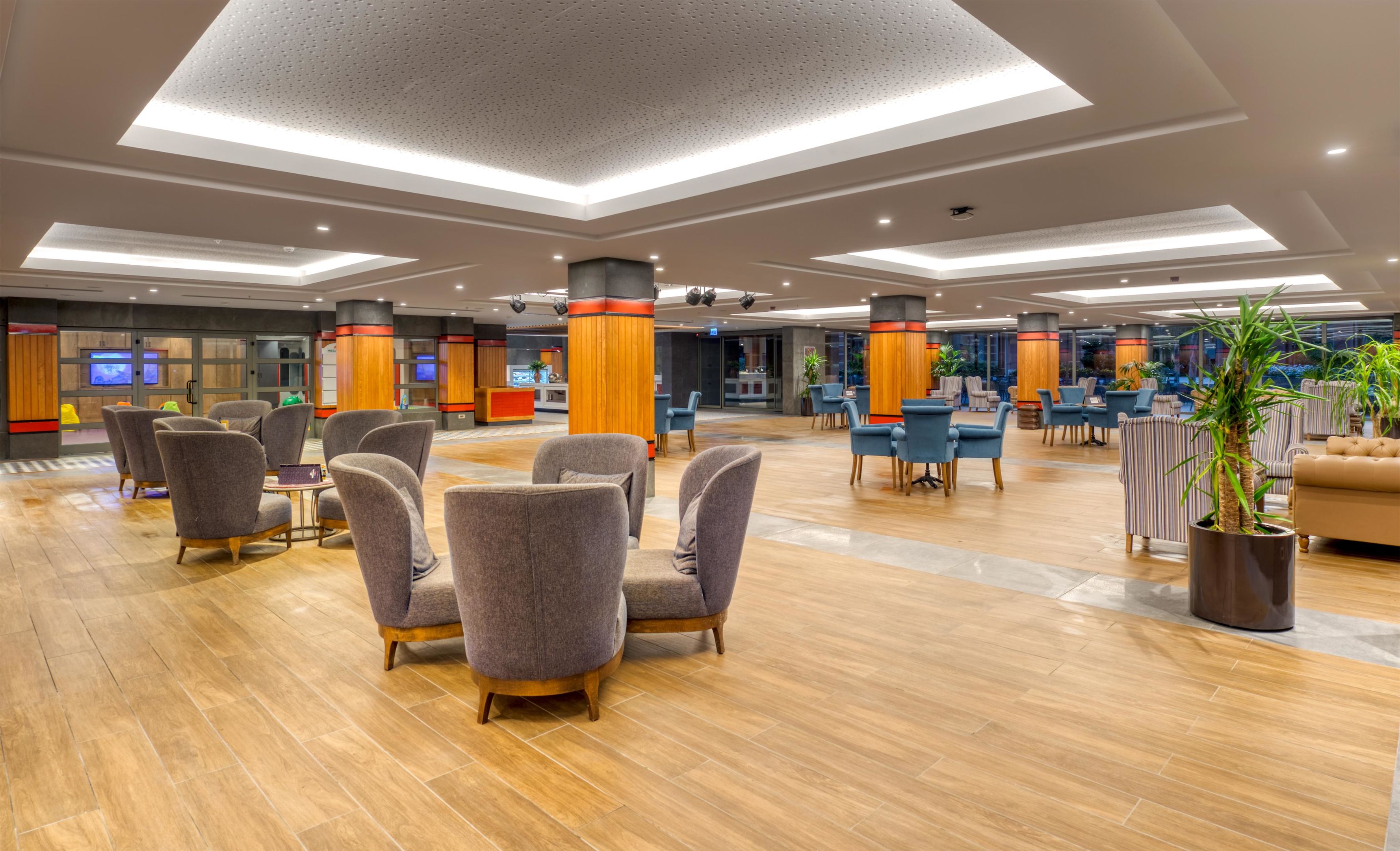 MEGASARAY CLUB BELEK