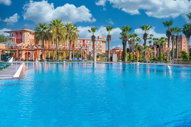MEGASARAY CLUB BELEK