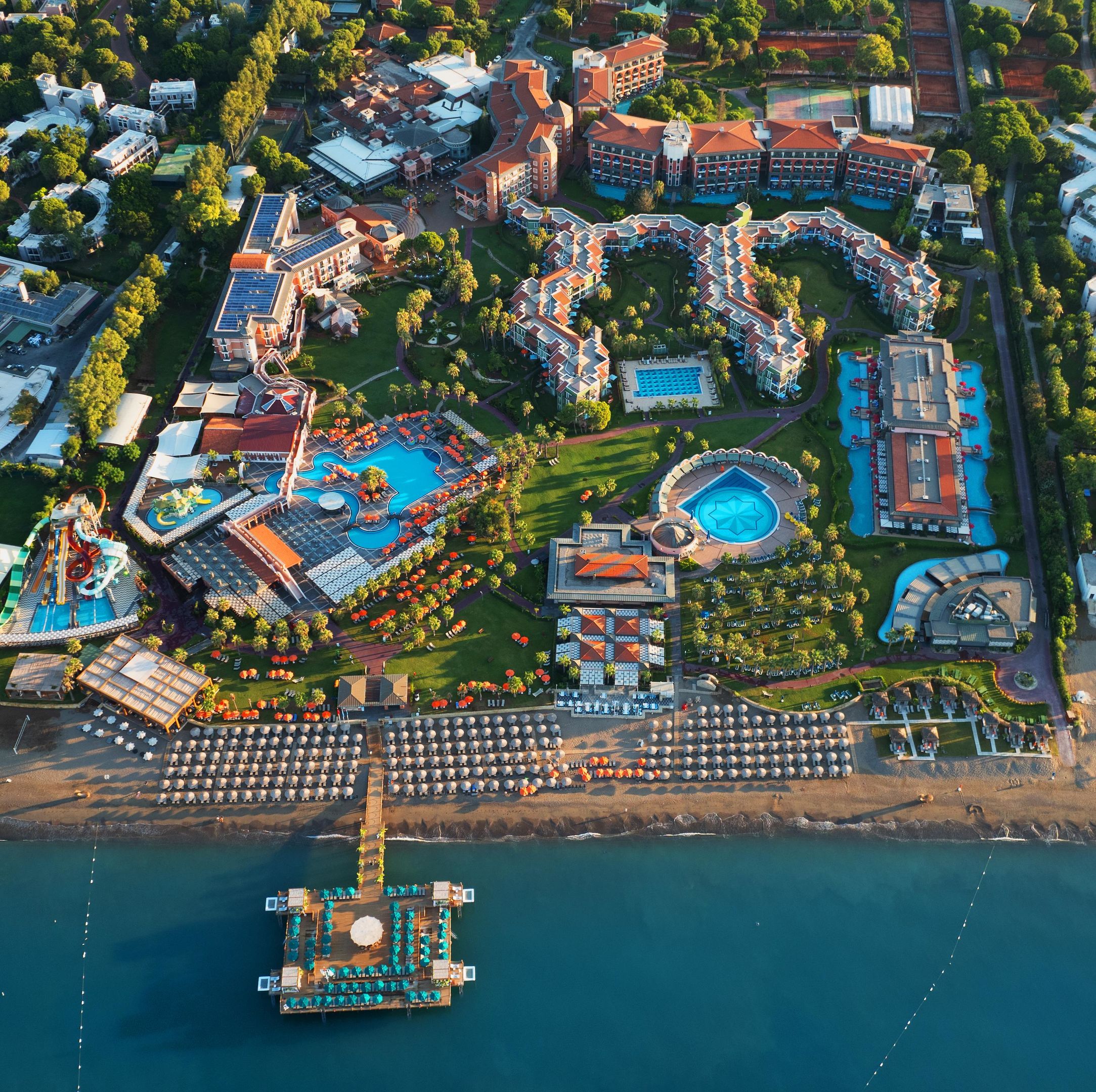 MEGASARAY CLUB BELEK