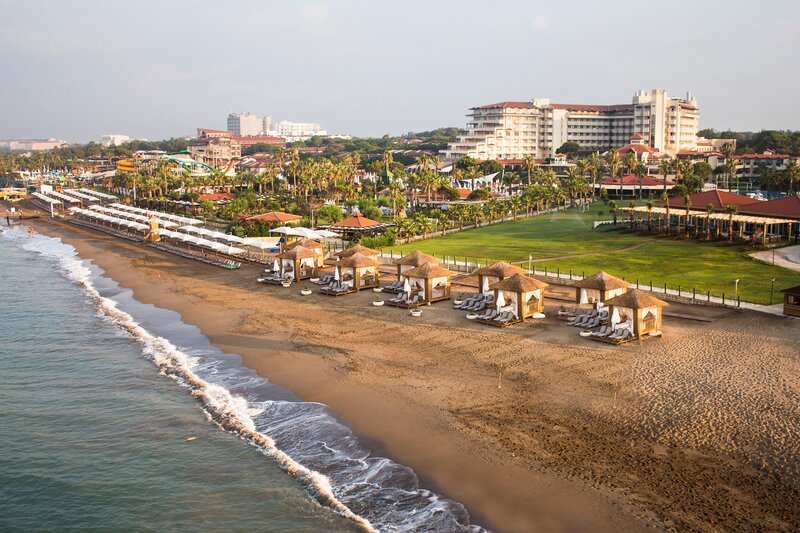 BELLIS DELUXE HOTEL