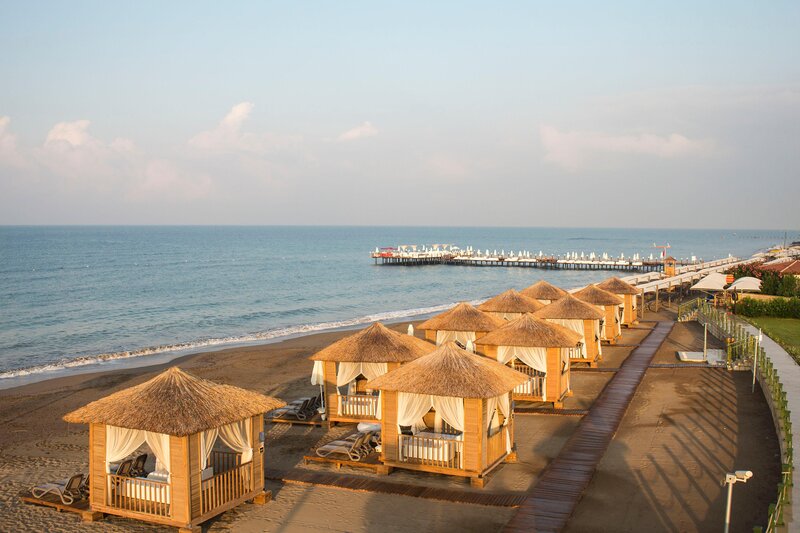 BELLIS DELUXE HOTEL