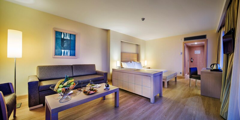 BELLIS DELUXE HOTEL