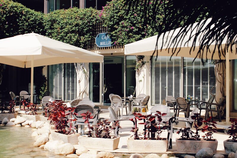 BELLIS DELUXE HOTEL