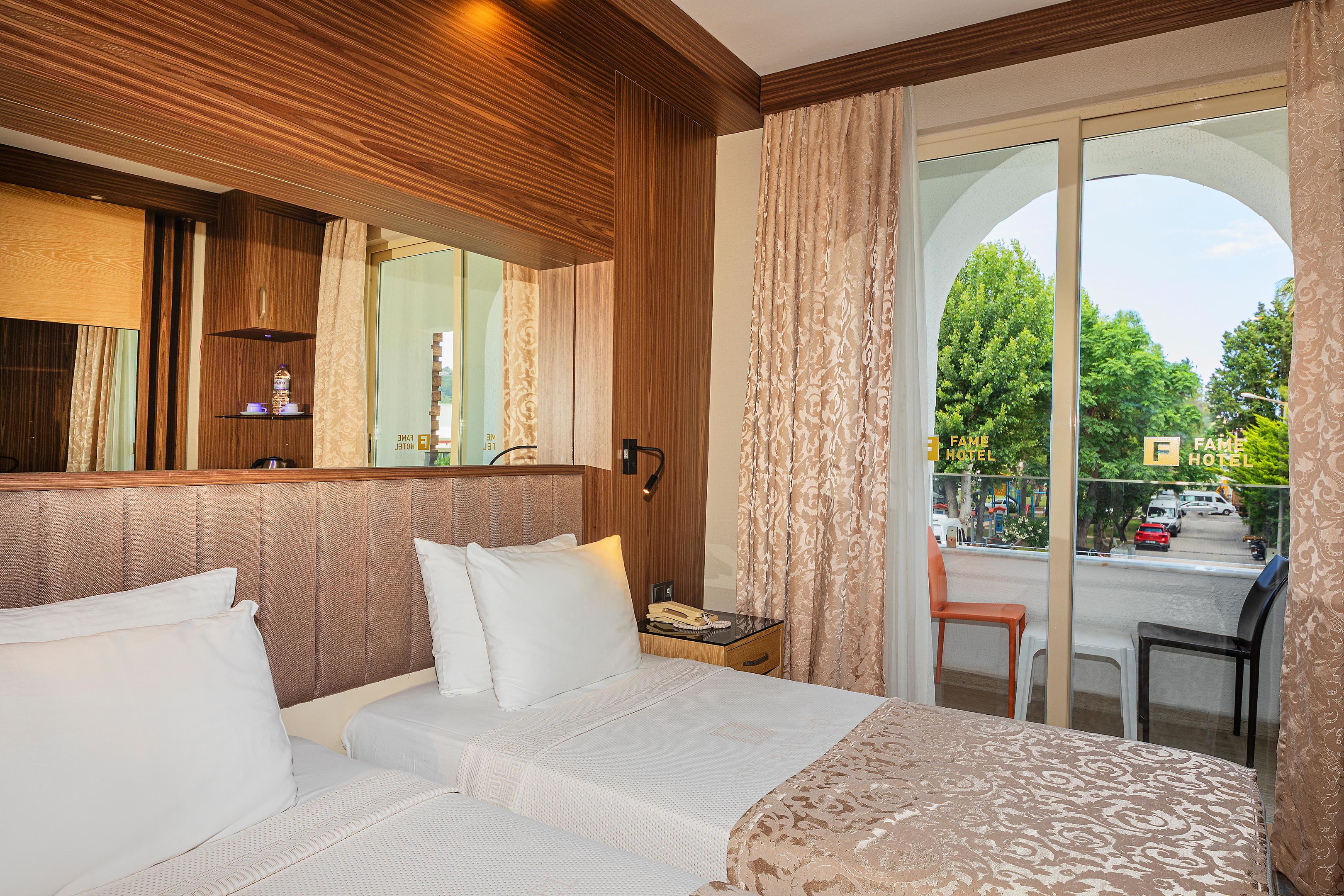 FAME HOTEL