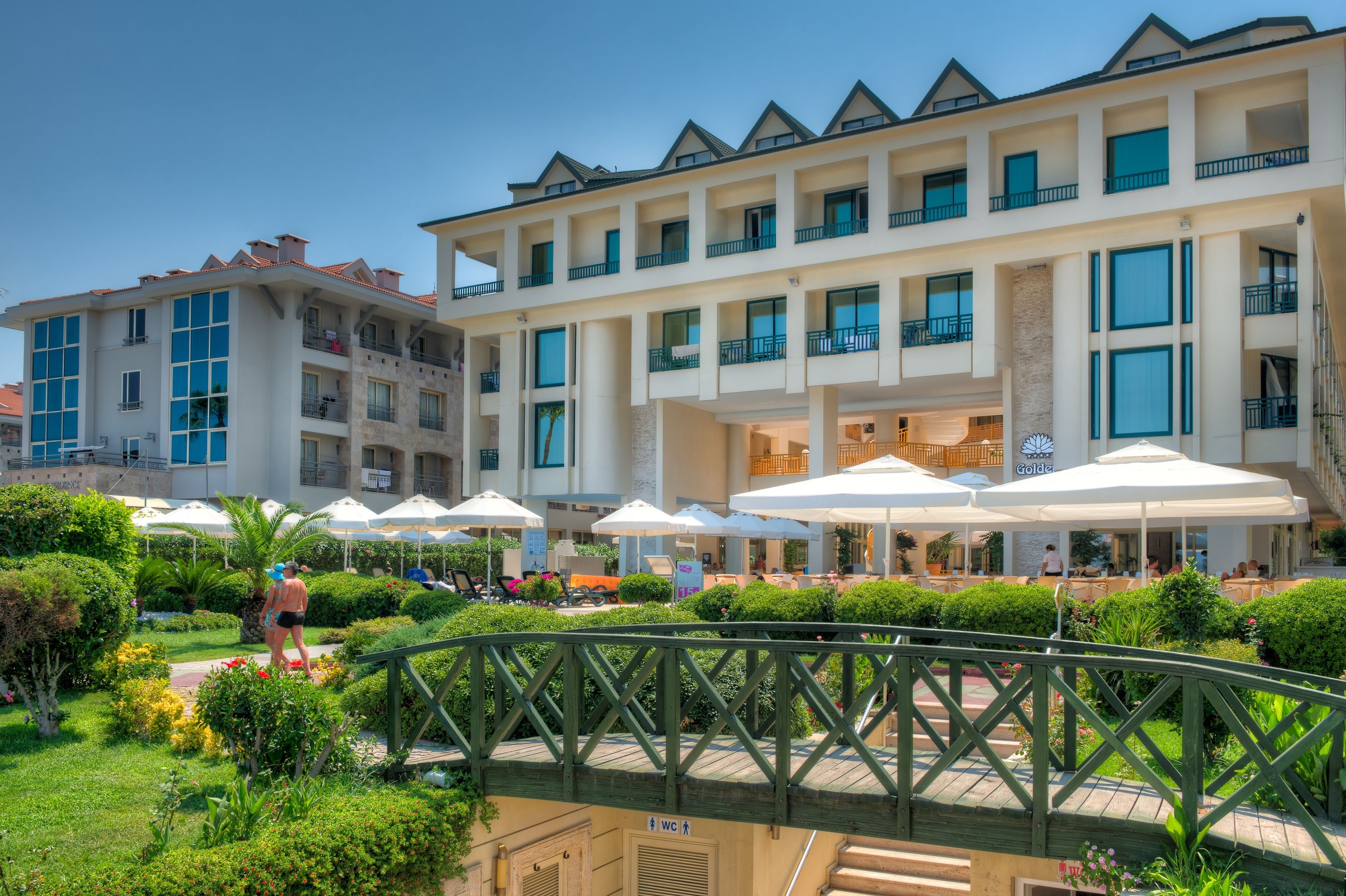GOLDEN LOTUS HOTEL