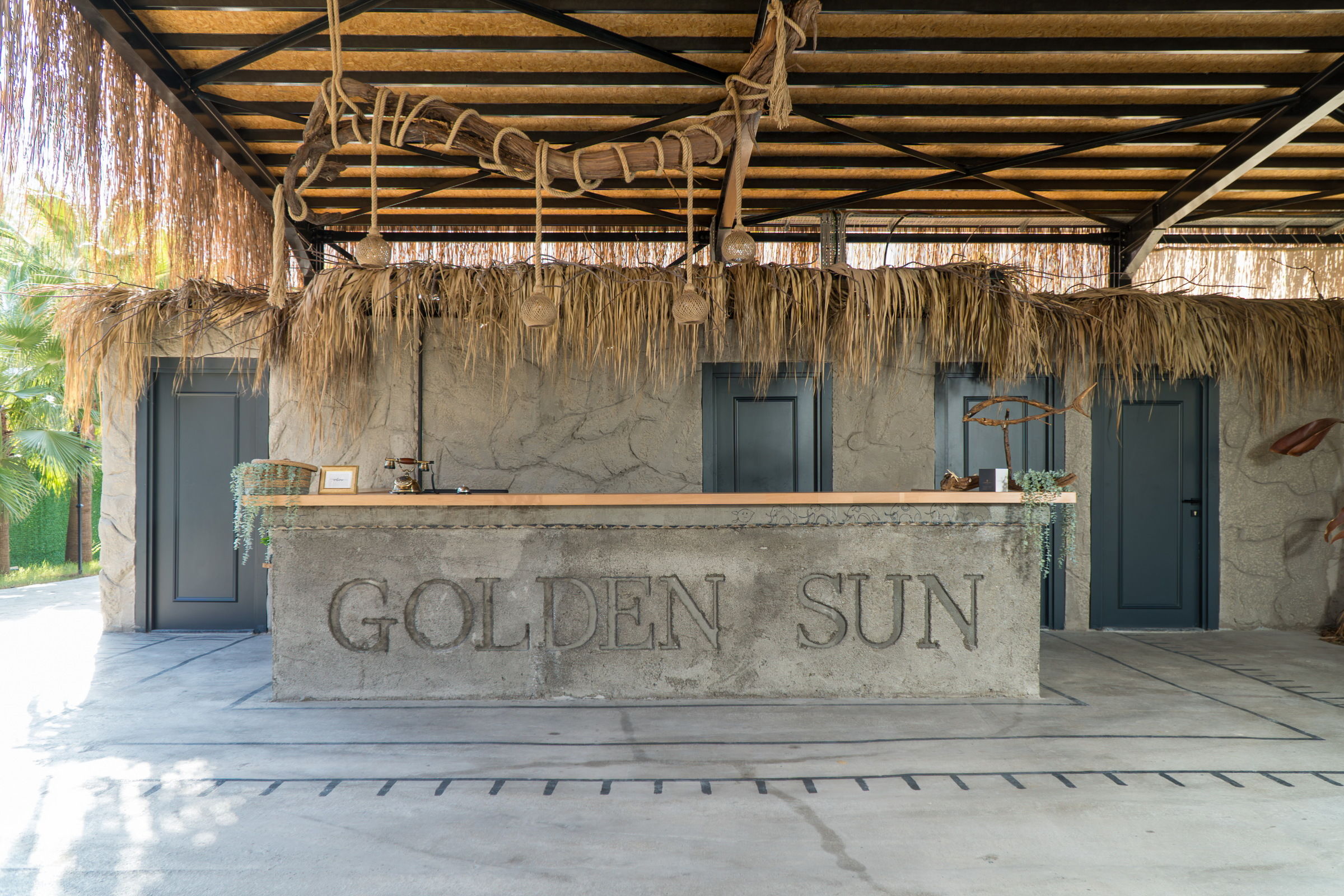 GOLDEN SUN HOTEL