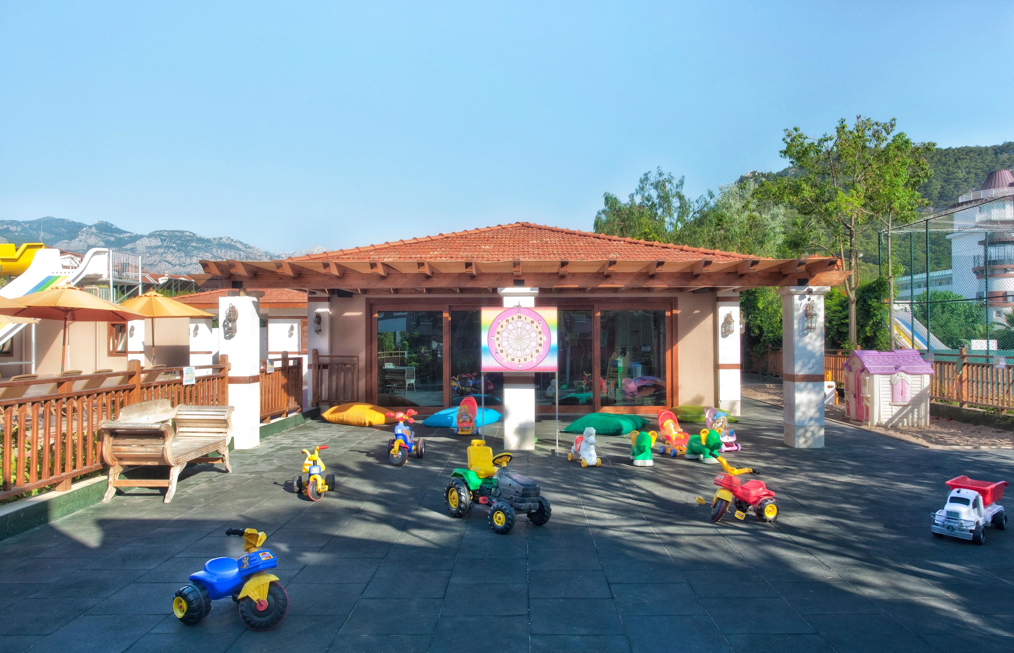 AKKA HOTELS ALINDA