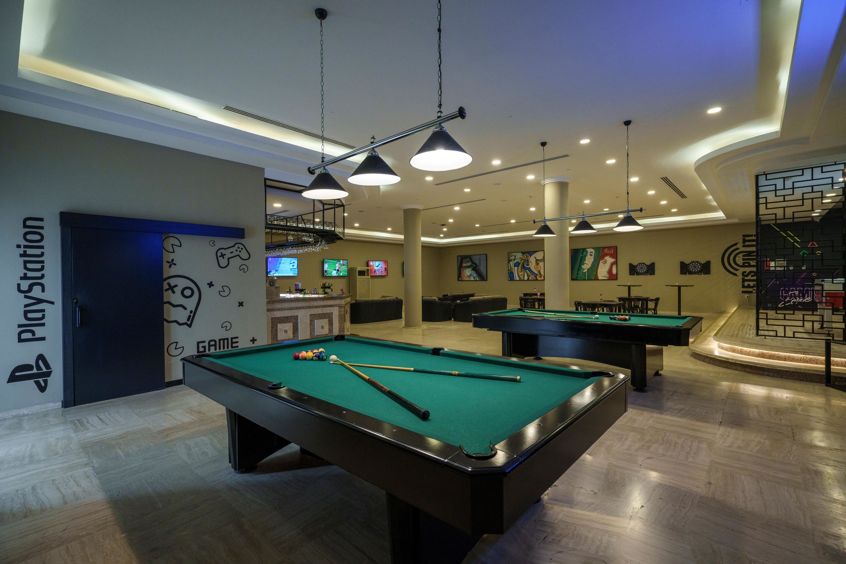 MIRAGE PARK RESORT