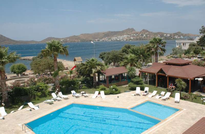YALIPARK BEACH HOTEL