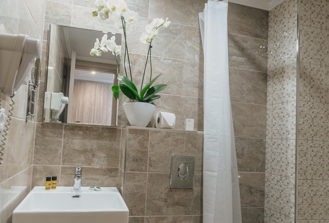 AMMOS BEACH SEASIDE LUXURY SUITES