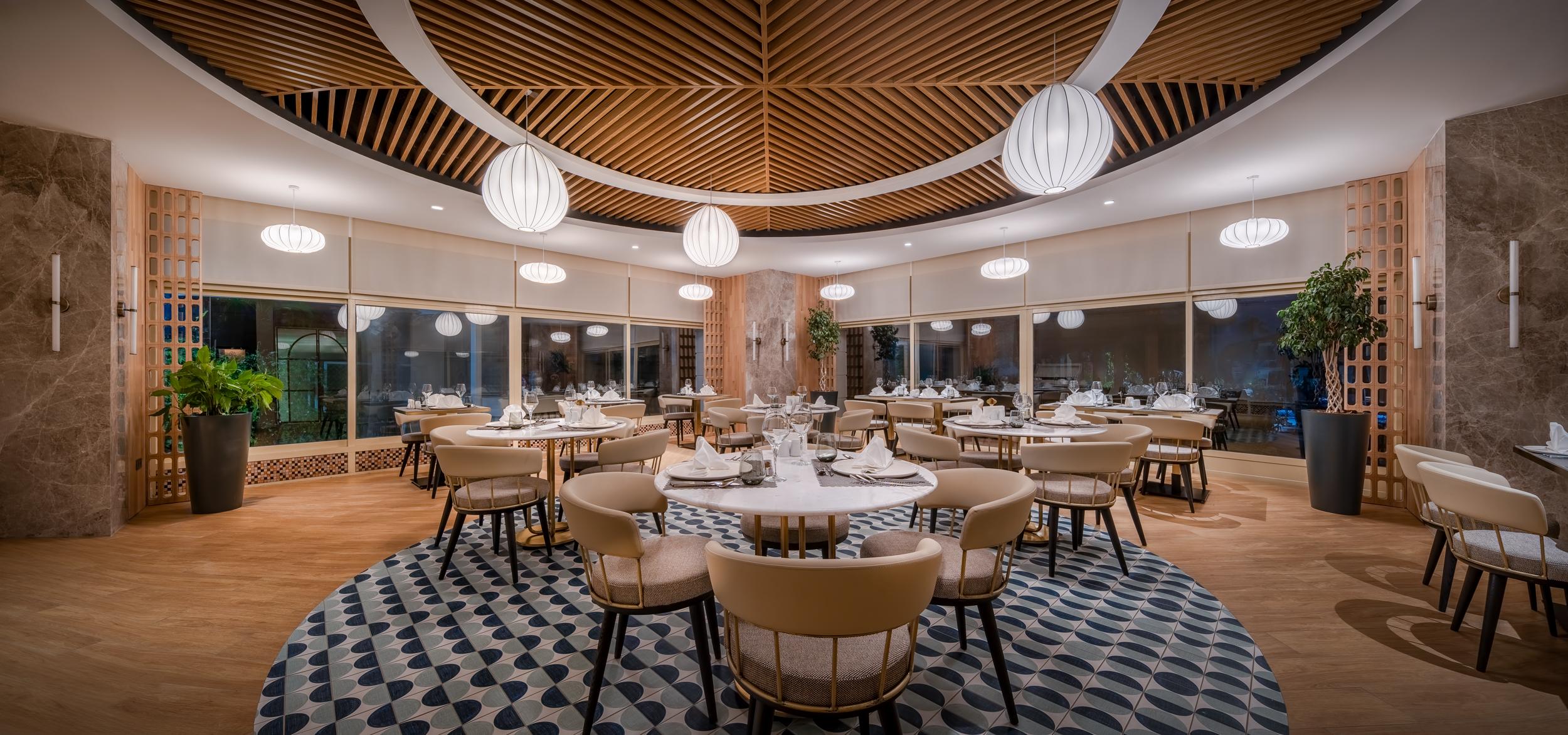 TRENDY PALM BEACH