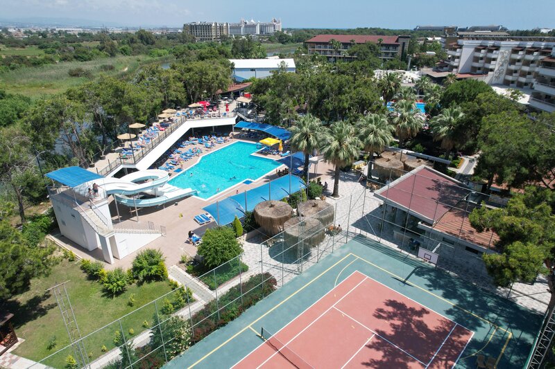 LINDA RESORT HOTEL