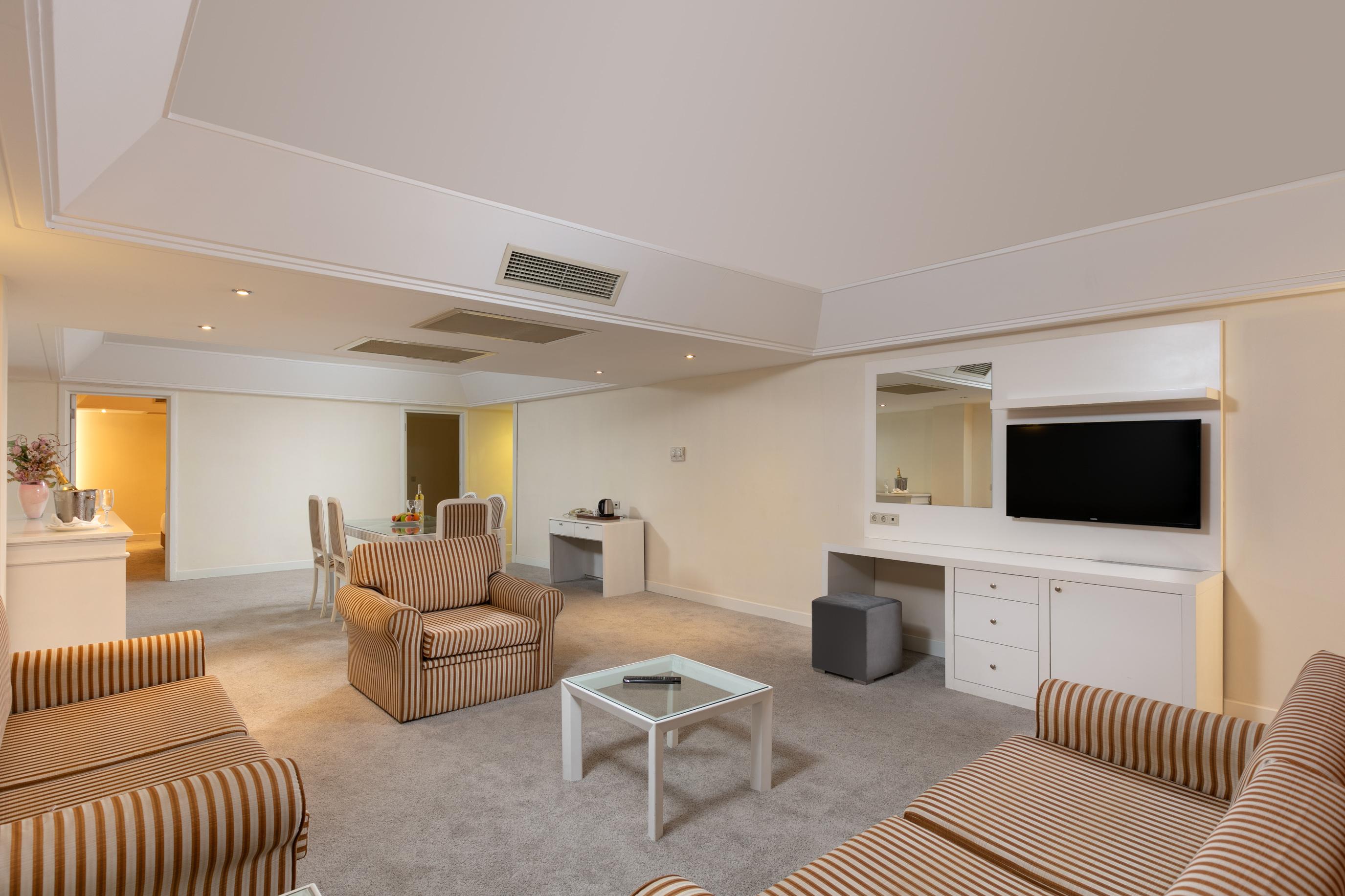 MONACHUS FAMILY RESORT SORGUN (Ex. Seven Seas Hotel Blue)