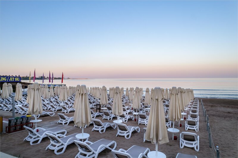 TRENDY SIDE BEACH ADULT ONLY 16+