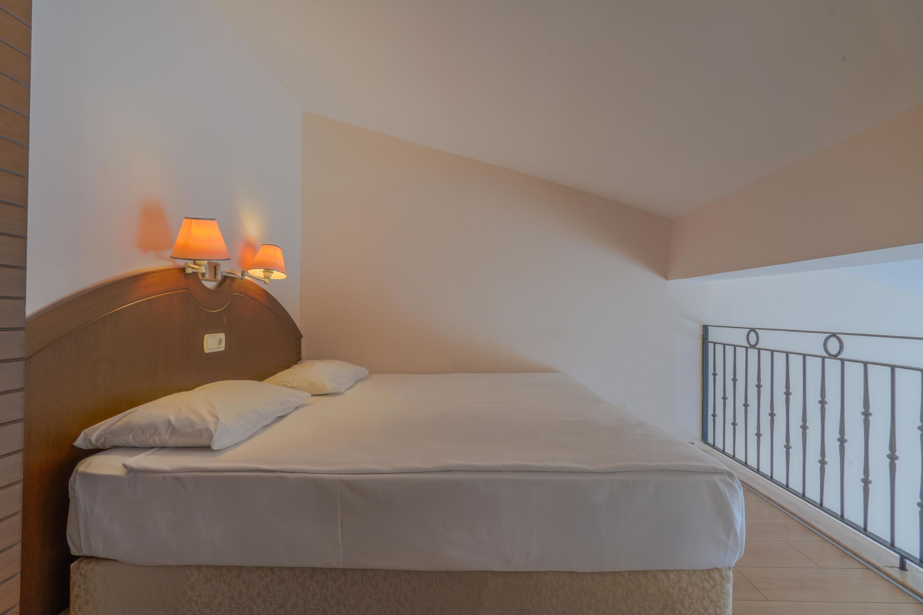 SURAL GARDEN HOTEL