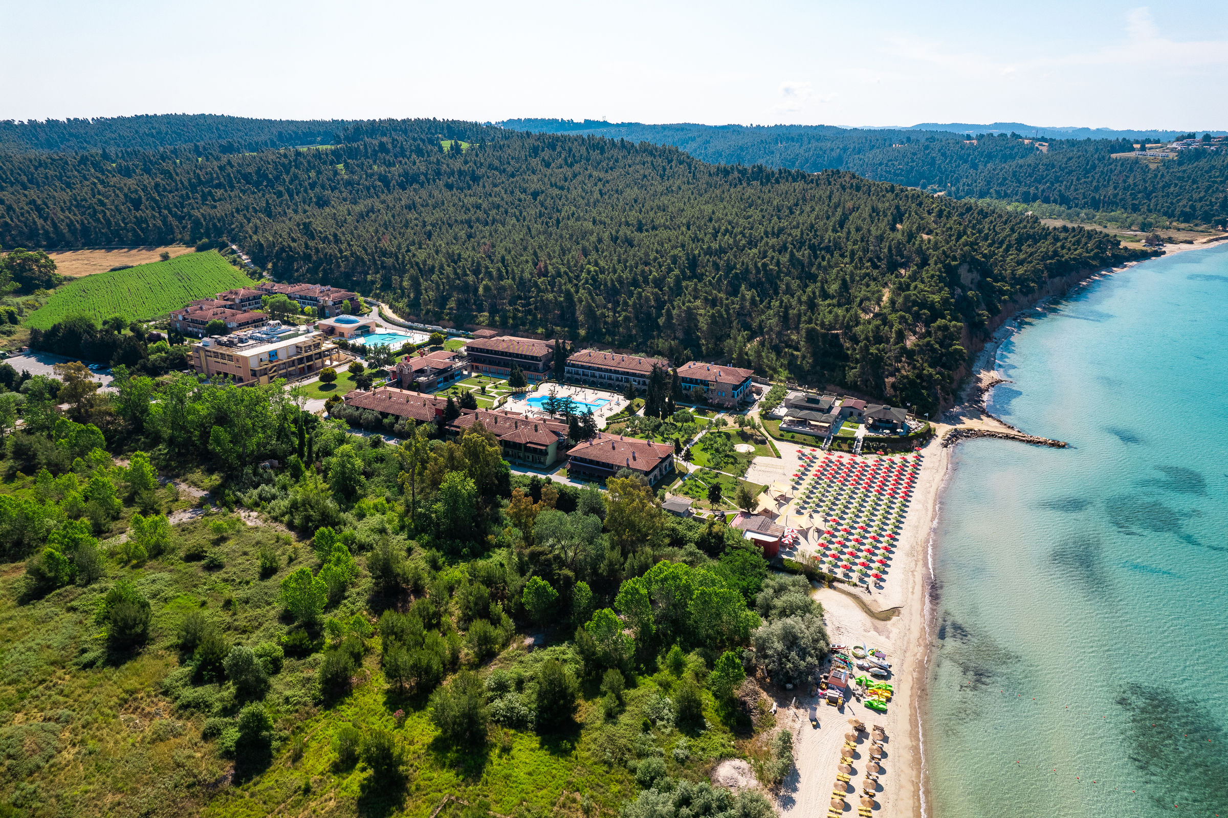SIMANTRO BEACH HOTEL