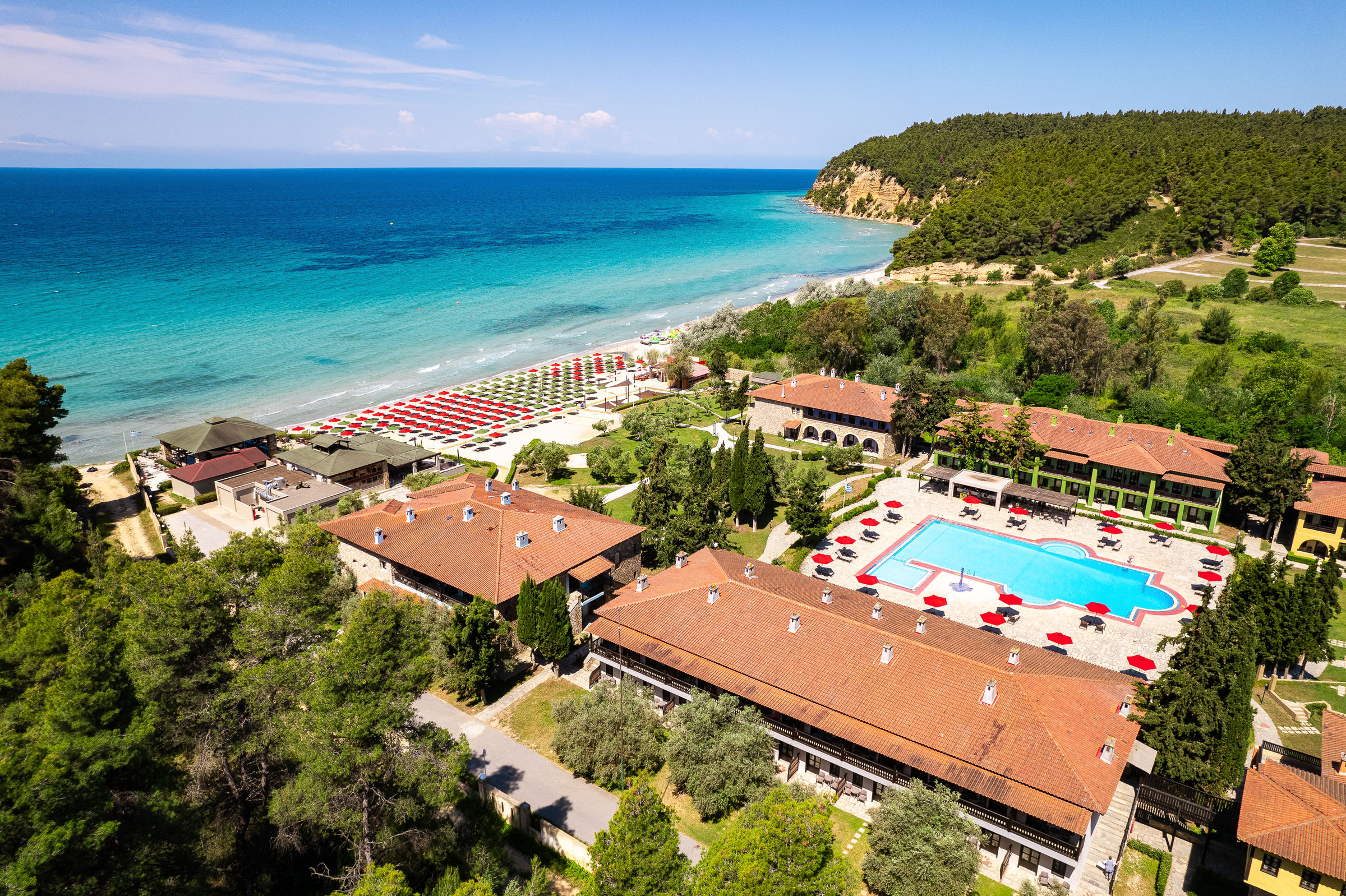 SIMANTRO BEACH HOTEL