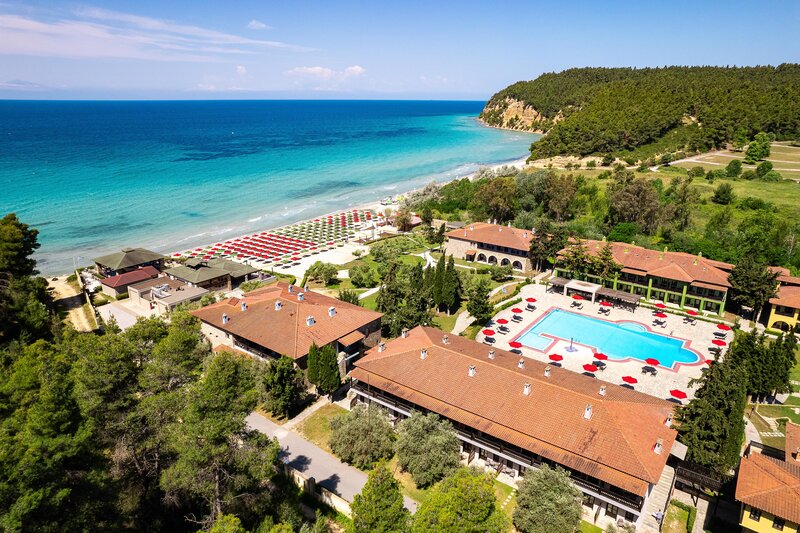 SIMANTRO BEACH HOTEL