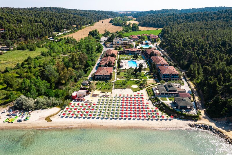 SIMANTRO BEACH HOTEL