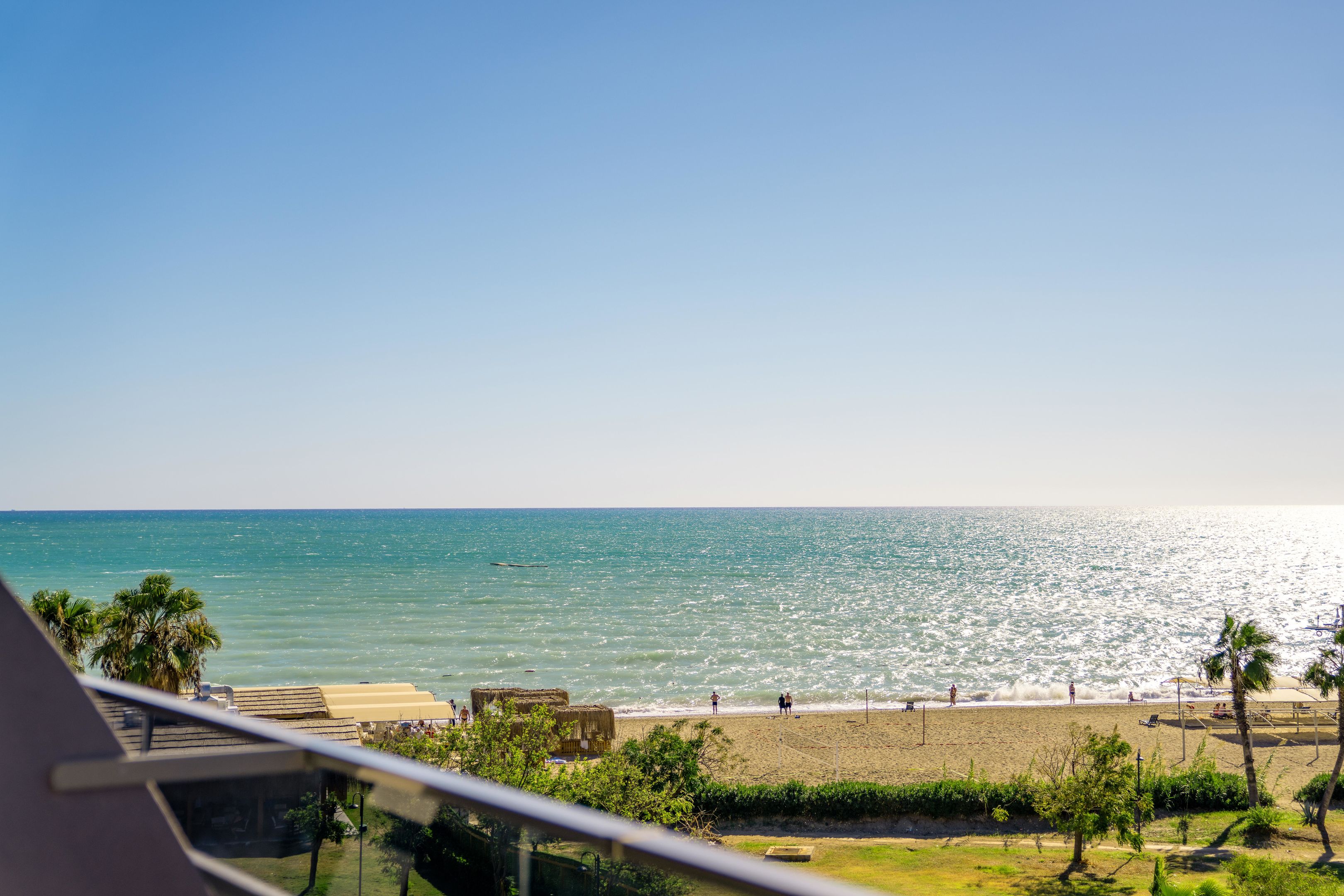 LUNA VISTA HOTEL