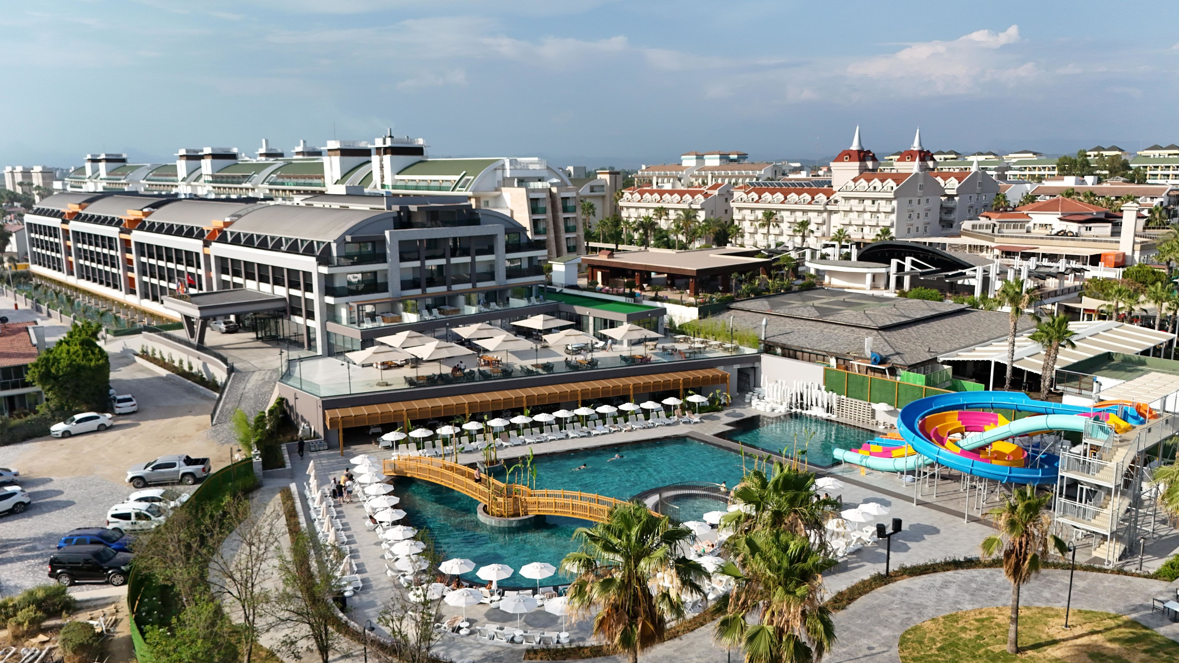 LUNA VISTA HOTEL