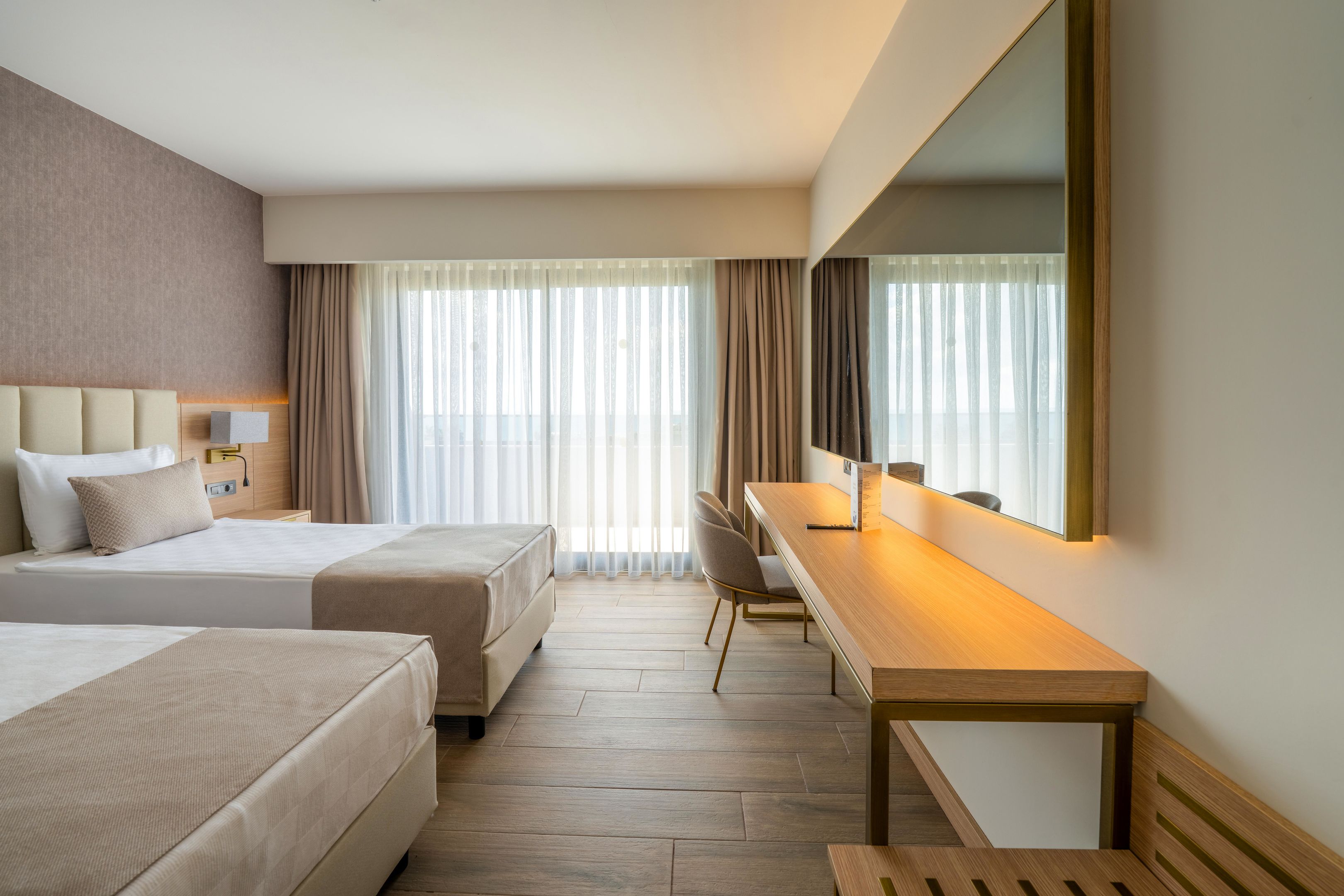 LUNA VISTA HOTEL