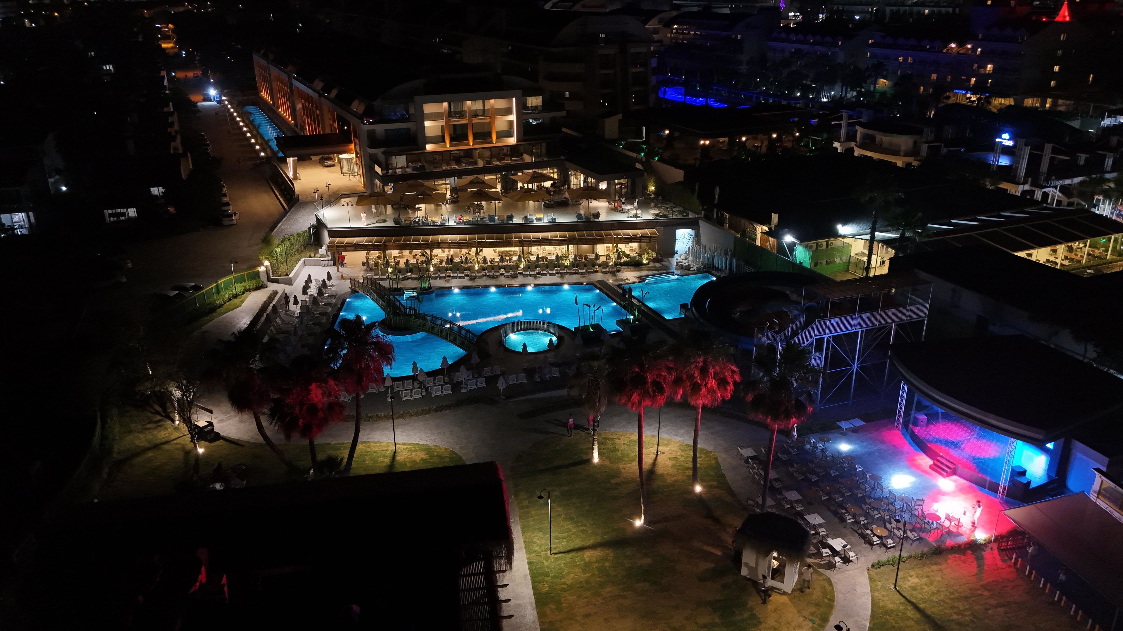 LUNA VISTA HOTEL