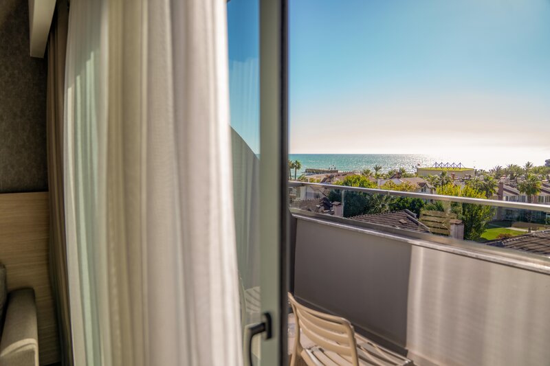 LUNA VISTA HOTEL