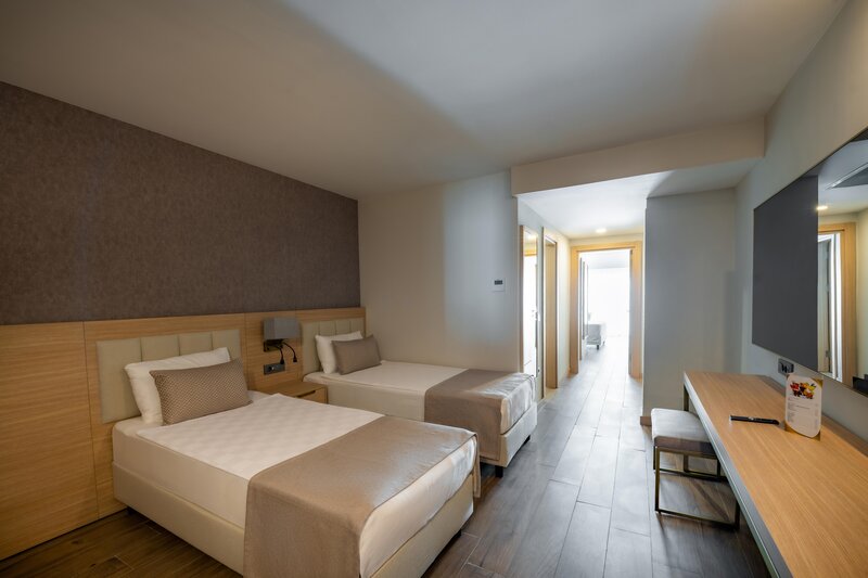 LUNA VISTA HOTEL