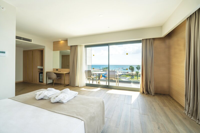 LUNA VISTA HOTEL