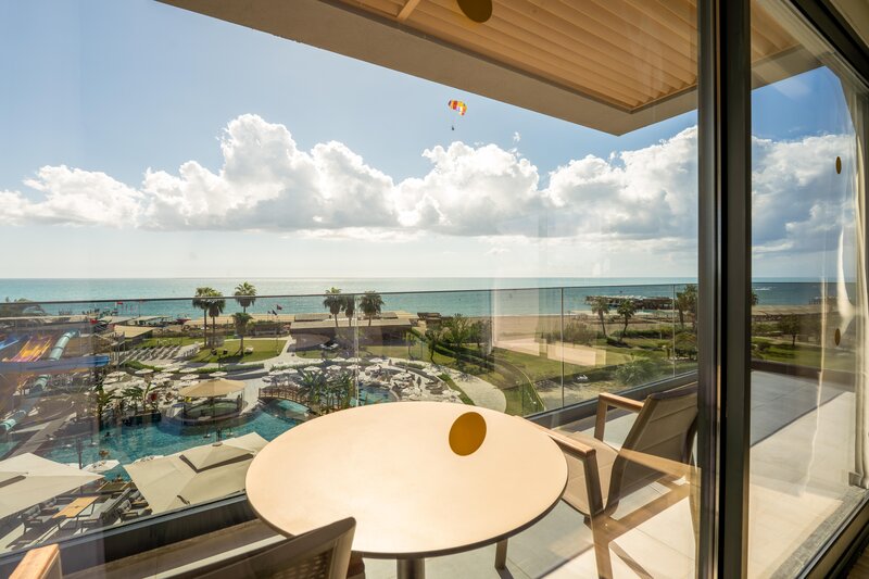 LUNA VISTA HOTEL