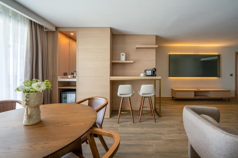 LUNA VISTA HOTEL